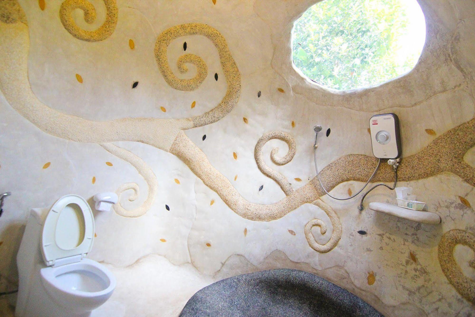 Отель Naidee Sculptured Huts Хуа Хин Экстерьер фото